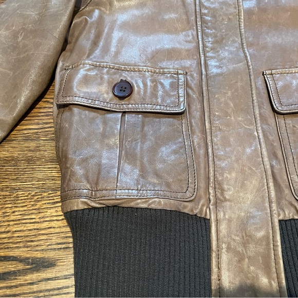 Vintage Gap Leather Jacket - Picture 5 of 12